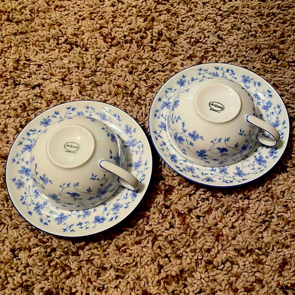Set of 2 Vintage Arzberg Form 1382 Blue Blossoms 2 Cups & 2 Saucers - Picture 2 of 6